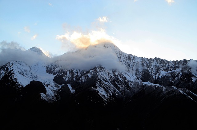 Free Himalayas Mountains photo and picture