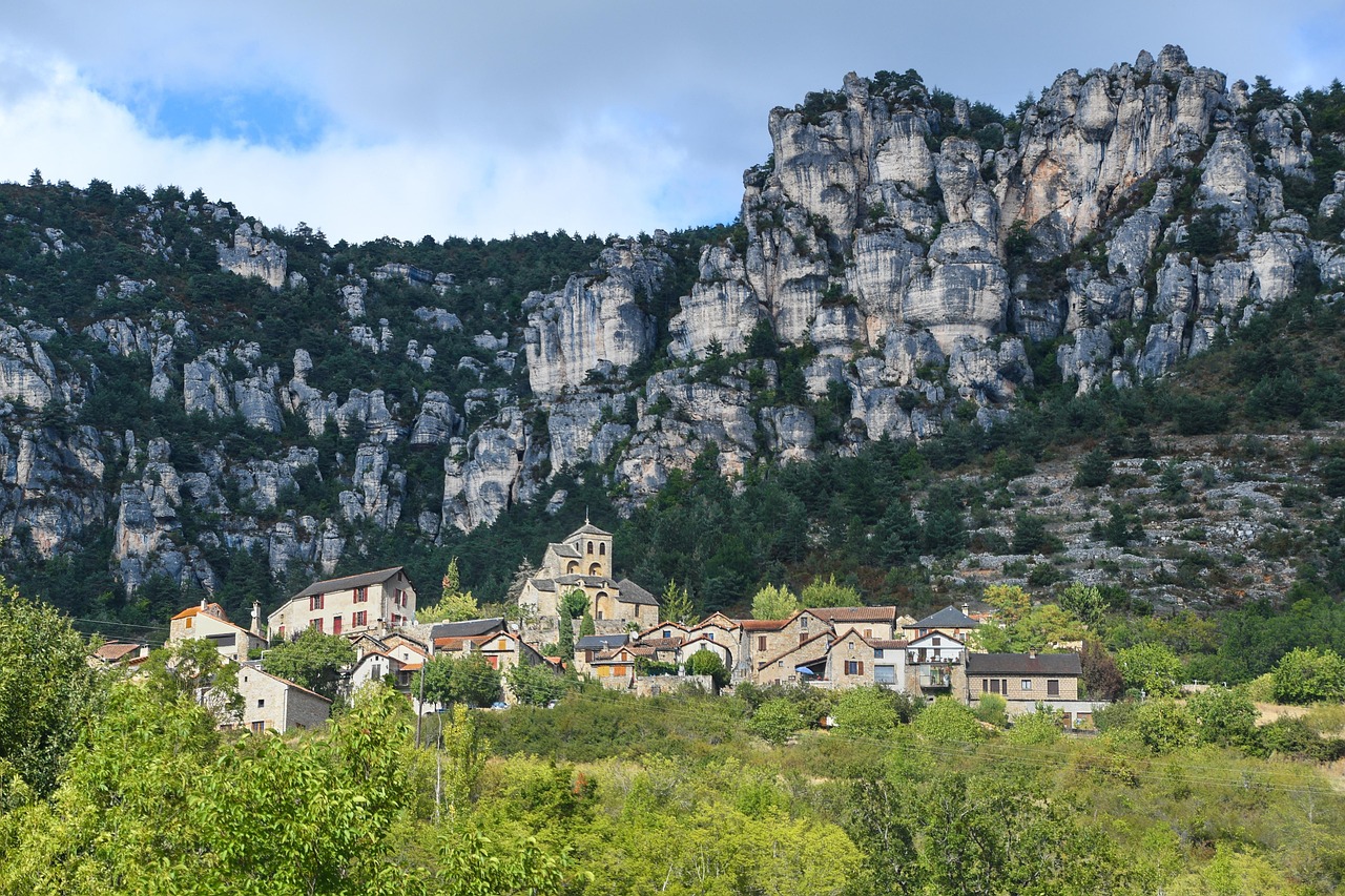 Town - free online jigsaw puzzle photo