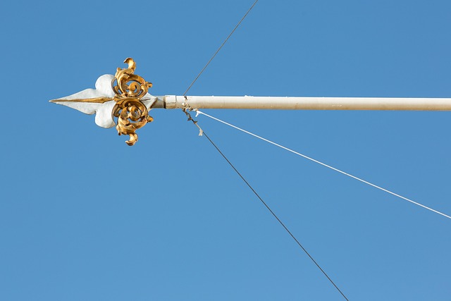 Free Arrow Architecture photo and picture