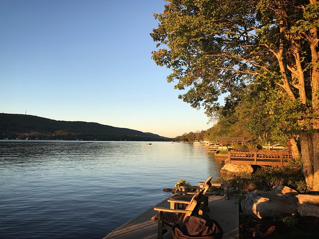 Free Lake Chairs photo and picture