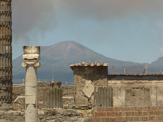 Free Vesuvius Pompeii photo and picture