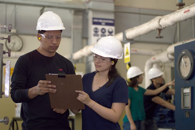 Free Industrial Industry photo and picture