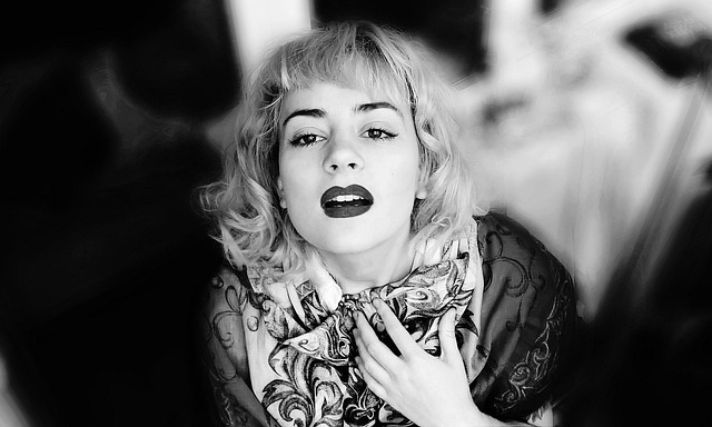 Free Girl Beautiful photo and picture