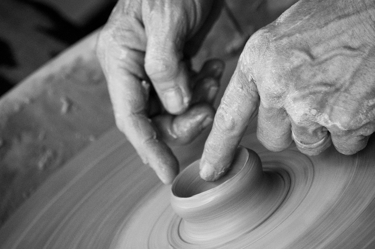 Hands Clay Pottery - Free photo on Pixabay