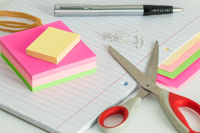Free Desk Clutter photo and picture