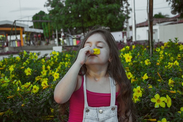 Free Flowers Girl photo and picture
