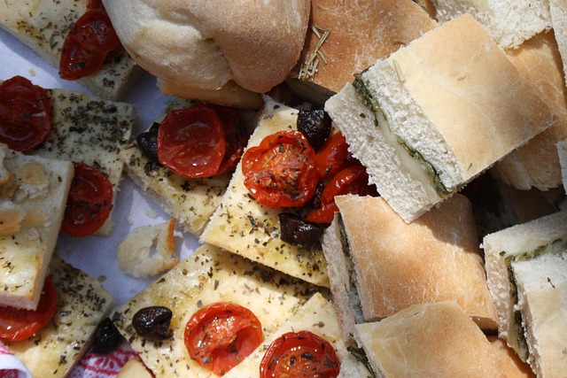 focaccia, sun dried tomatoes, herbs, bread basket, mozzarella, spices, loaf, to bake, sunlight, olive oil, south-tirol, yummy, invitation, fixed, guests, board, buffet, finger food, italy, auer, unterland, bolzano, ansitz auer, bio, nature, spicy, hearty, vegetarian, chunks, reception, garden, garden party, homemade, baked, specialties, focaccia, focaccia, focaccia, focaccia, focaccia, bread basket, finger food, unterland, bolzano