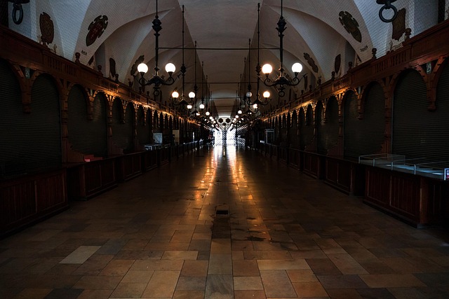 Free Hall Kraków photo and picture