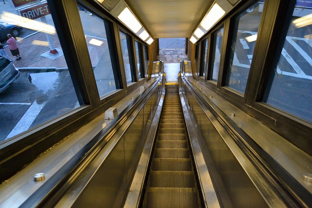 Free Escalator Elevated Subway Platform photo and picture
