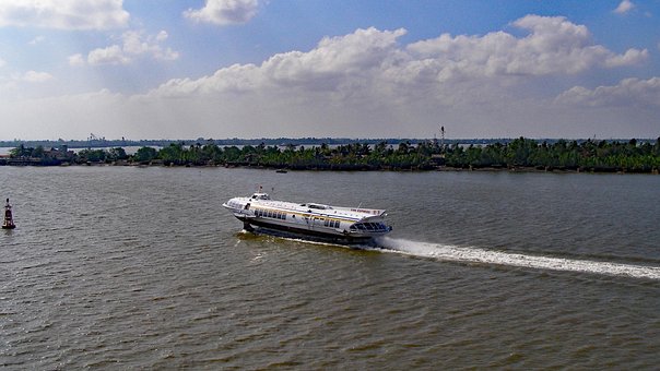 Free Hydrofoil Boat photo and picture