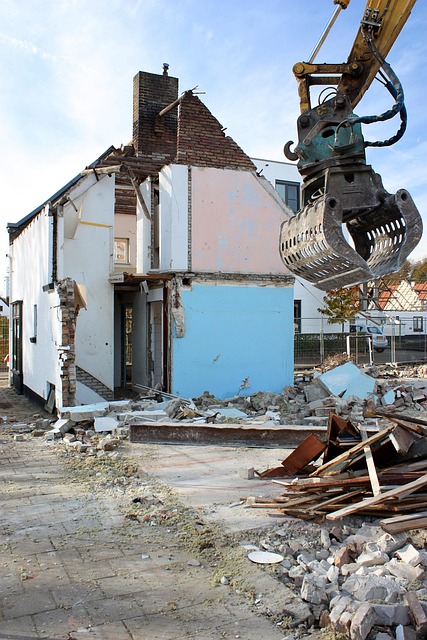 Free Ruins Breakdown photo and picture