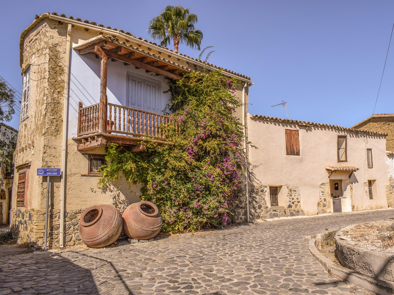 Old House - free online jigsaw puzzle photo