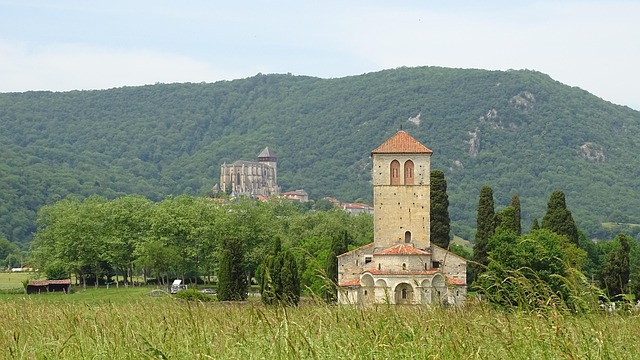 Free Church Basilica photo and picture
