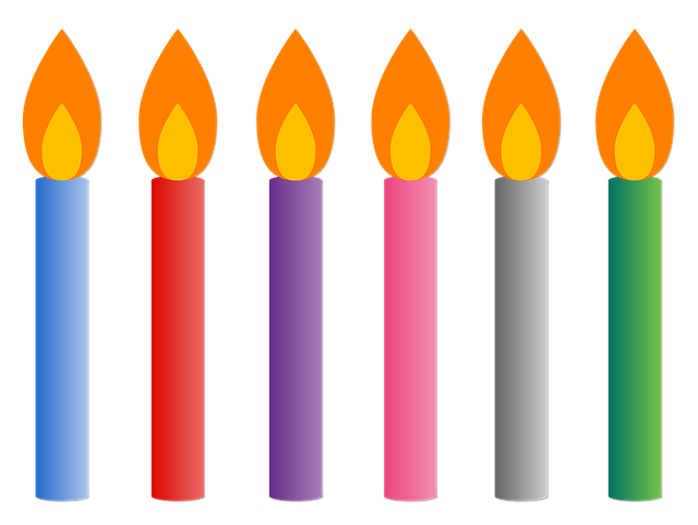 Free candles christmas happy birthday illustration