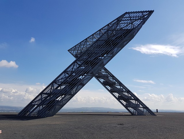 Free Polygon Landmark photo and picture
