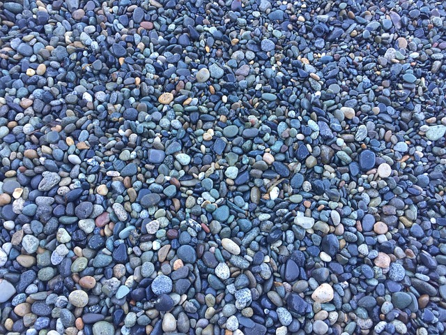 Free Pebbles Beach photo and picture