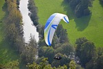 paragliders, practice in free flight, wind