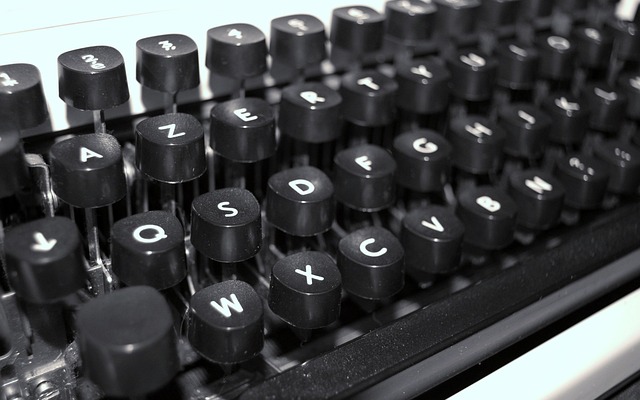 Free Keyboard Machine photo and picture