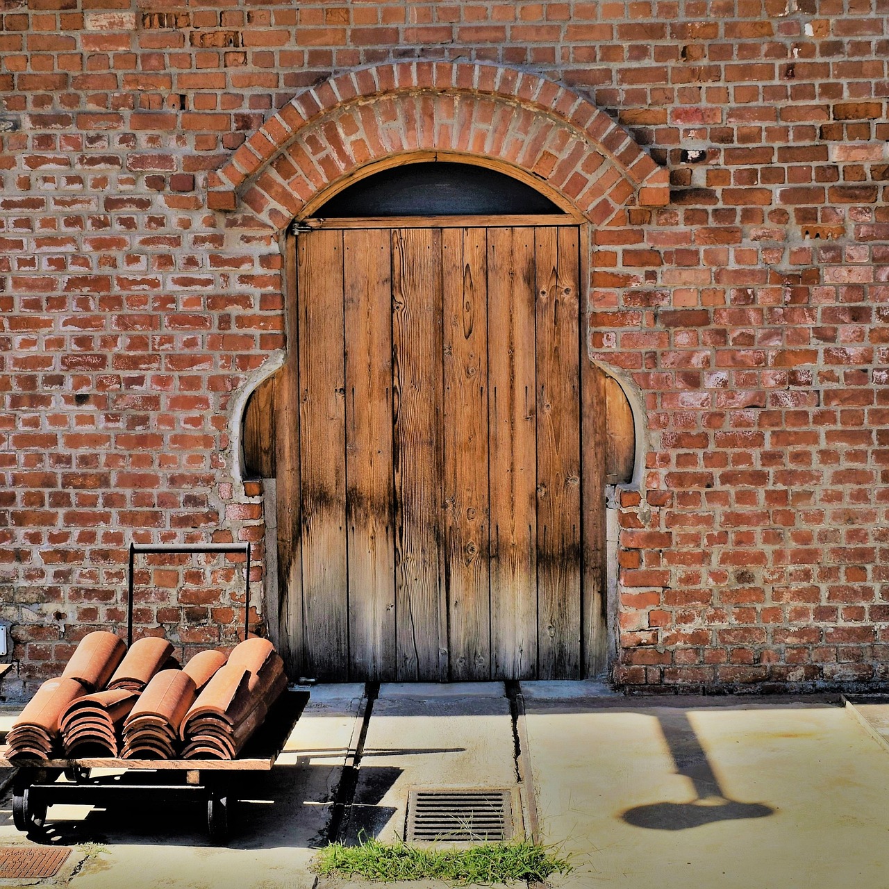 Door - free online jigsaw puzzle photo