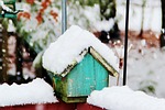 snow, winter, birdhouse
