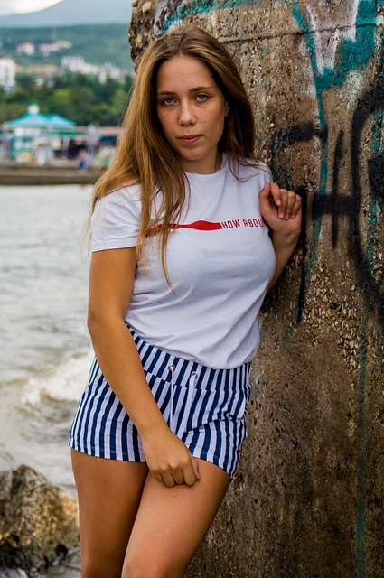 Free Young Woman Sea photo and picture