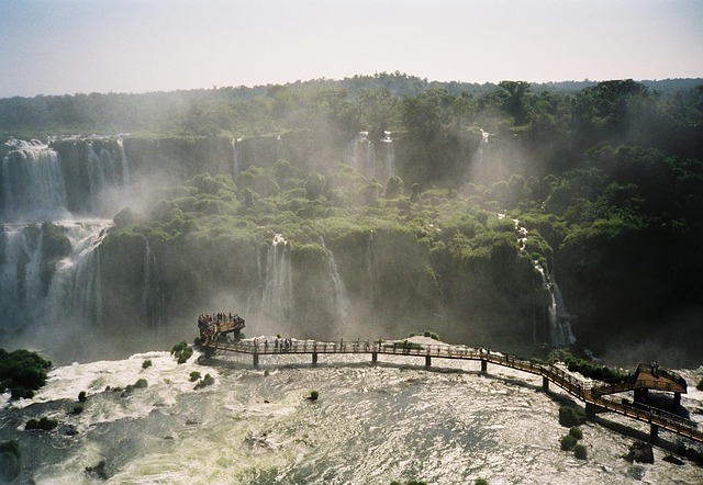 Brasil, El Agua Cae, Iguazú