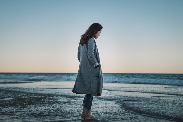 girl, nature, winter, beach, retro, long jacket, asian, blue beach, blue retro