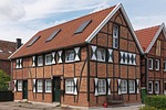 truss, bricks, modernized