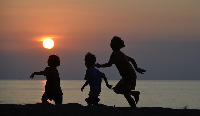 Free Beach Children photo and picture