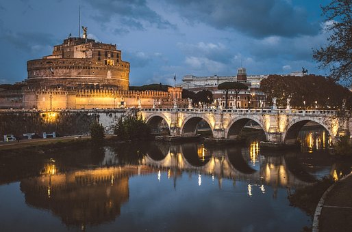 Castel Sant'Angelo, Mausoleo, Castillo