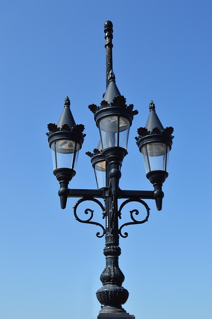 Free Street Lamp French photo and picture