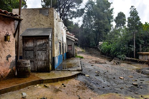 Free Town Rain photo and picture