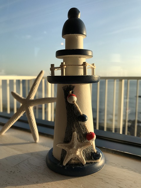 Free Lighthouse Sea photo and picture