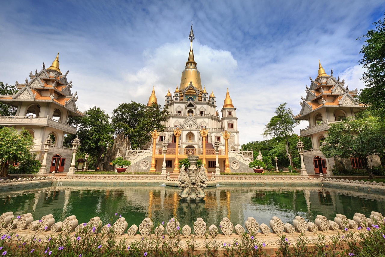 Temple - free online jigsaw puzzle photo