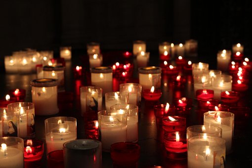 Free Candles Dark photo and picture