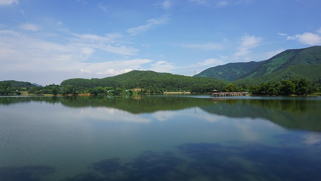 Free Waters Lake photo and picture