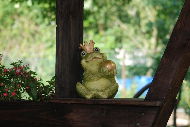 Plaque Décorative Grenouille Sur Arbre - Pyrogravure Sur Bois (chêne) Faite Main