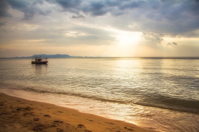 Free Water Sunset photo and picture
