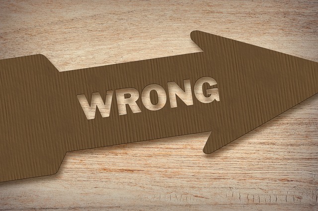 Free arrows signpost decisions illustration