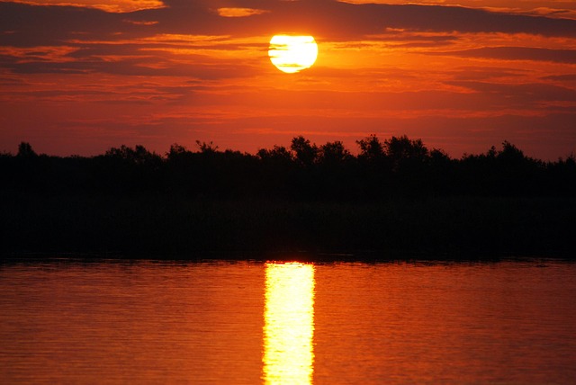 Free Sunset Body Of Water photo and picture