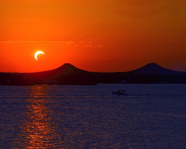 Free Sunset Water photo and picture