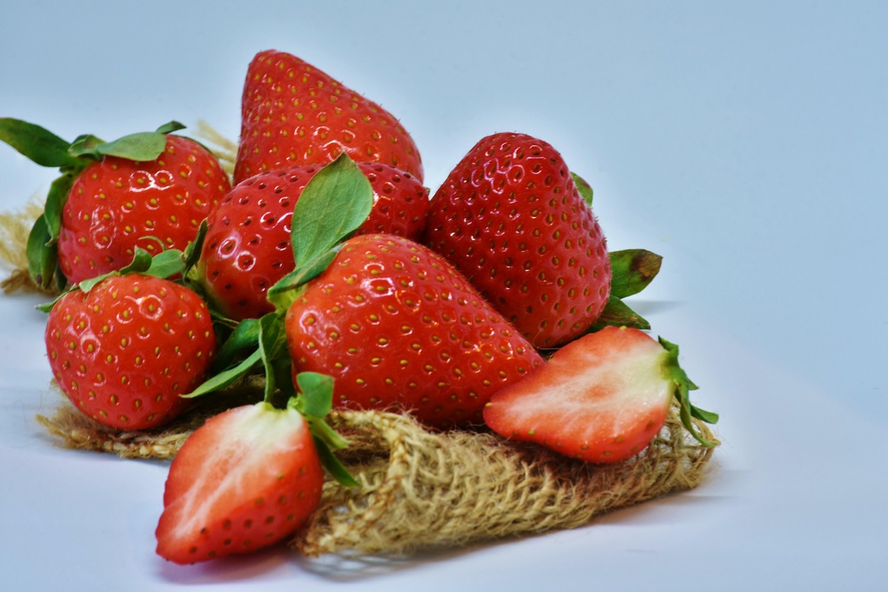 Strawberries - free online jigsaw puzzle photo