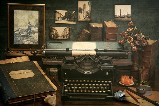 Free Typewriter Former photo and picture