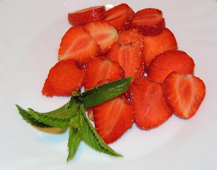 Free Strawberries Measure photo and picture