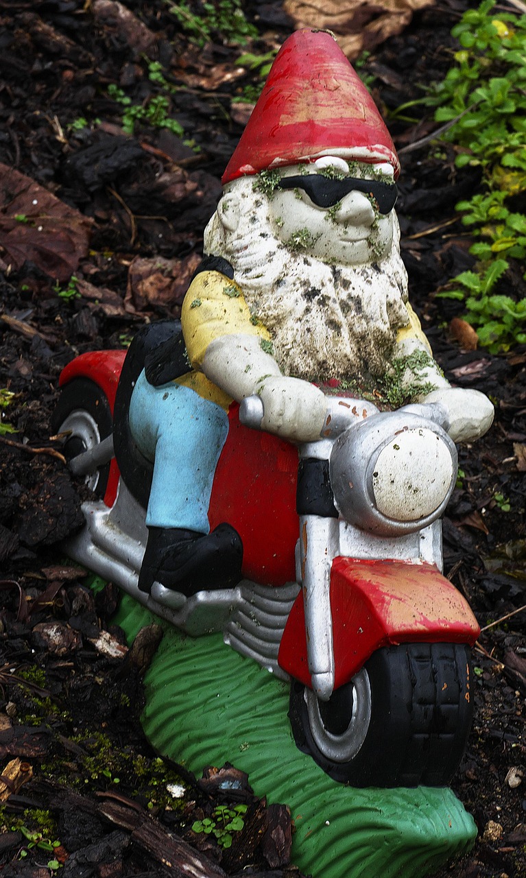 Décoration Nain Motard Harley En Résine - Statuette Femme Style Biker - Pour Bibliothèque, Bureau, Café - Design Unique Et Détaillé