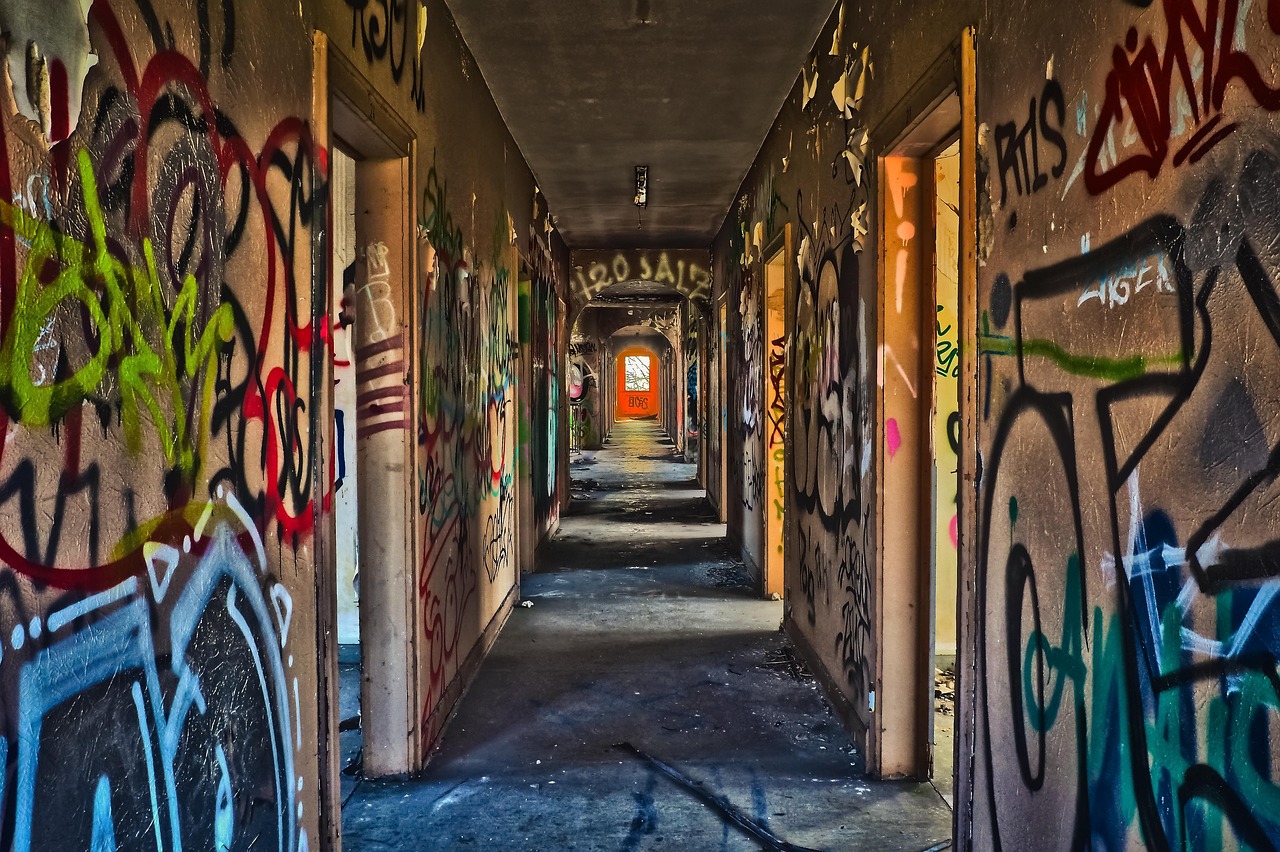 Misplaced Building Lost Places Building Abandoned - Free photo on Pixabay