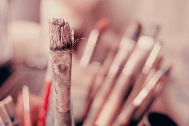 Free Brush Piece photo and picture