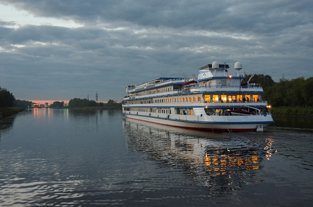 Free Water Travel photo and picture