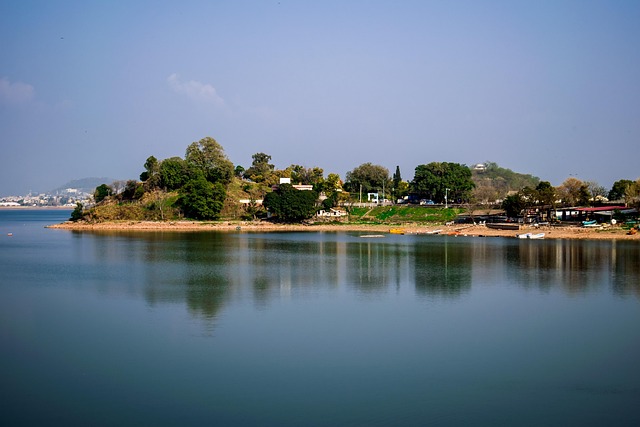 Free Water Travel photo and picture
