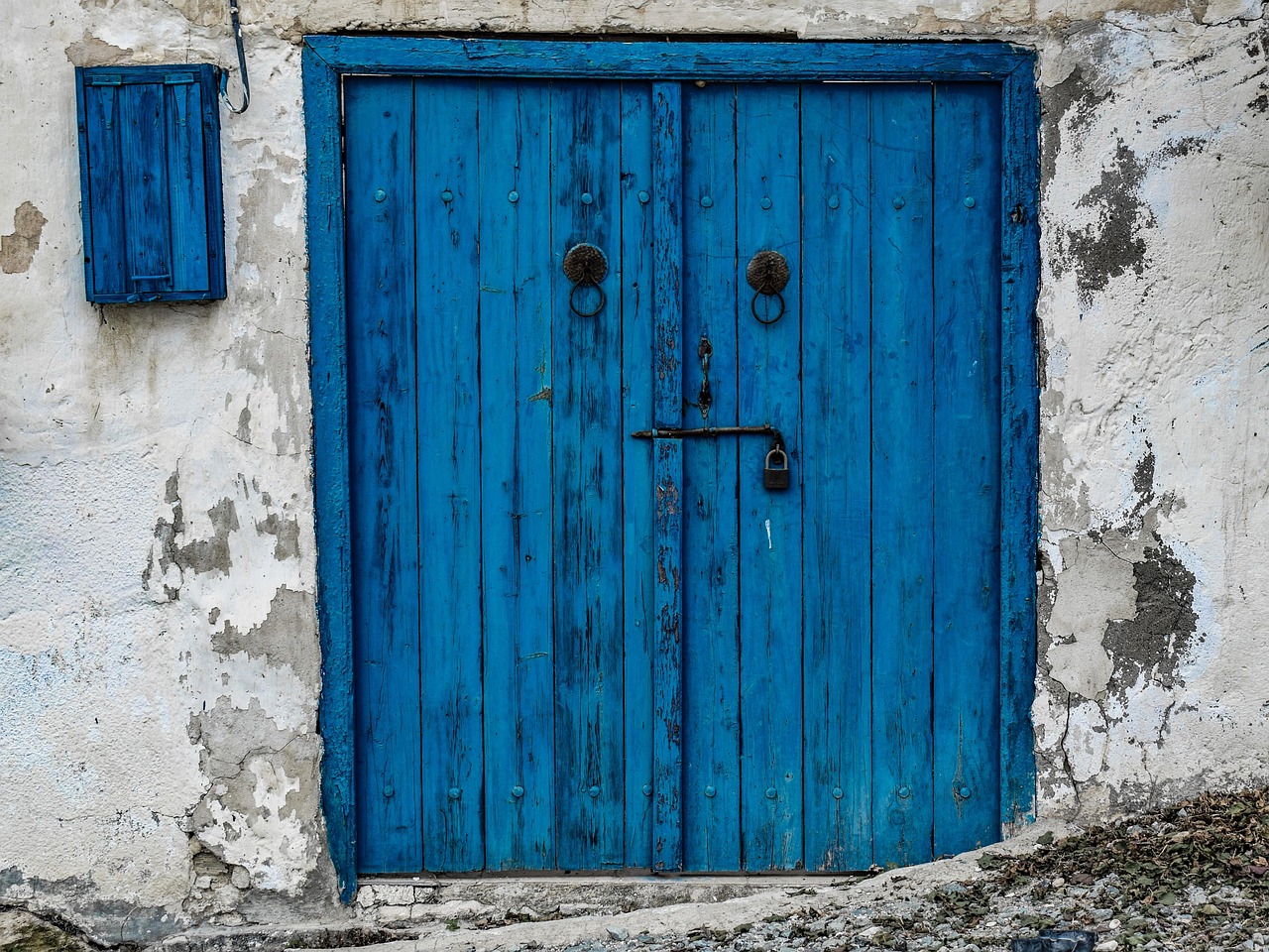Door - free online jigsaw puzzle photo
